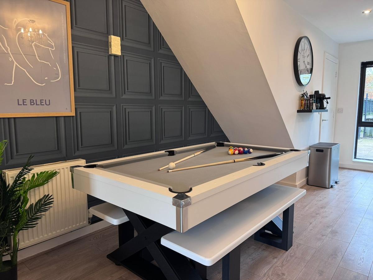 Winsick Residences Salford 3 bed up to 7 guests3