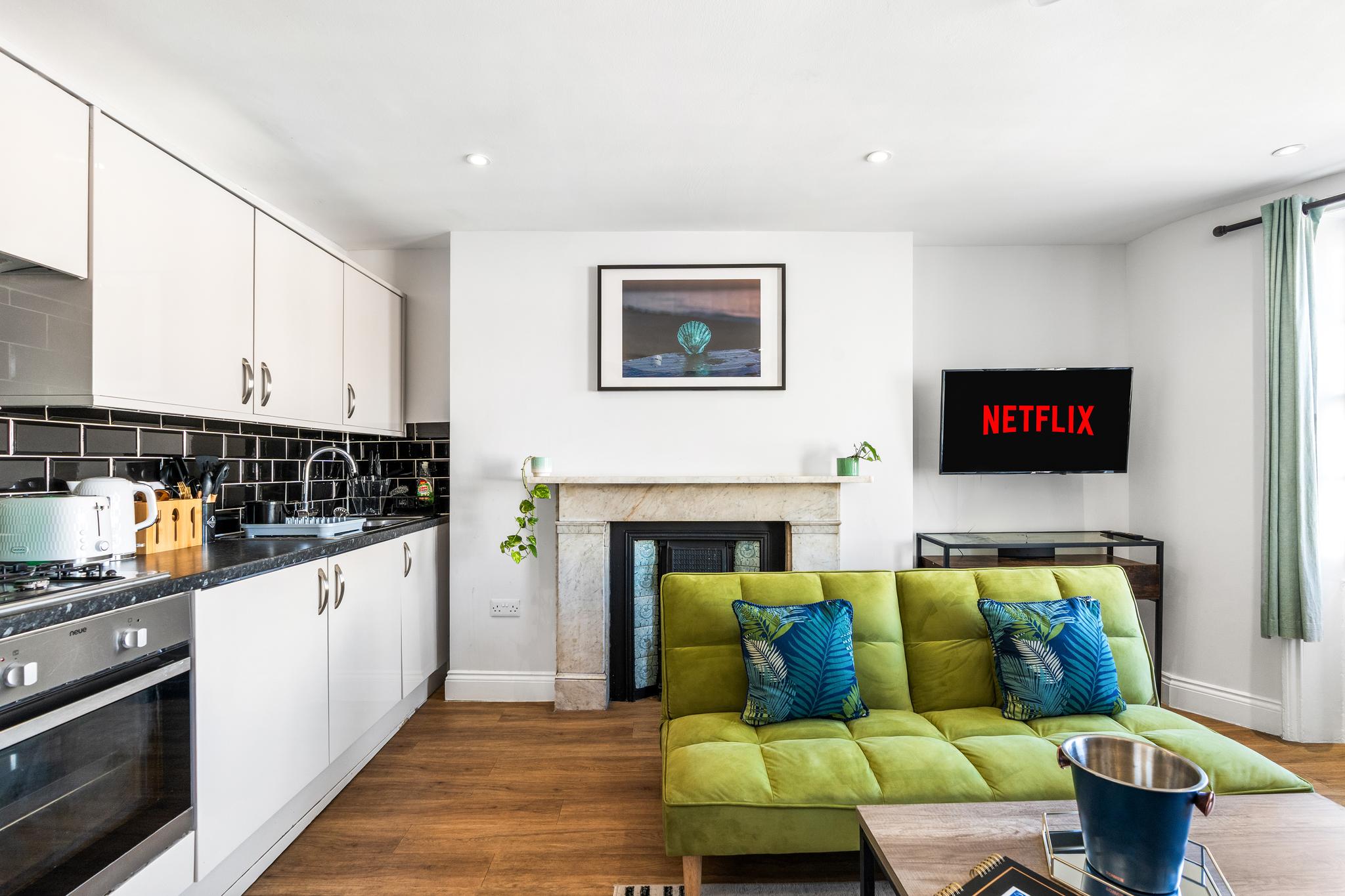 Longer Stays | Apartment | Brighton | Vacation3