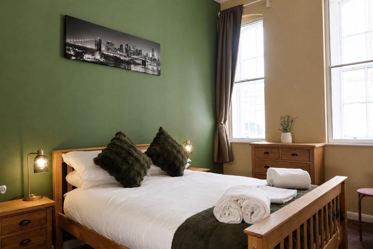 Newcastle City Centre Apartment Near Train Station