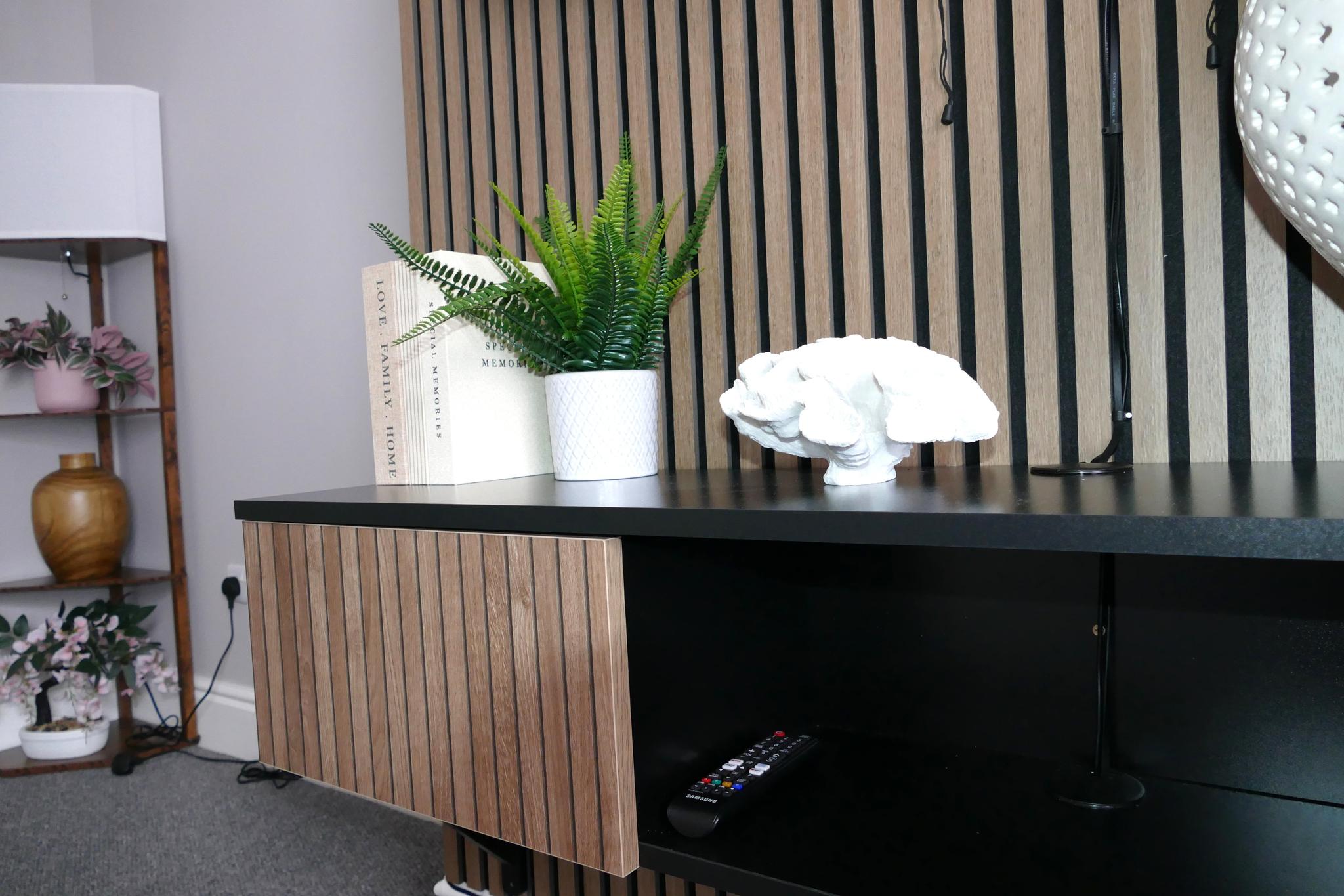 Modern Apartment, Sleeps 6, Free Parking, Fast WFI6