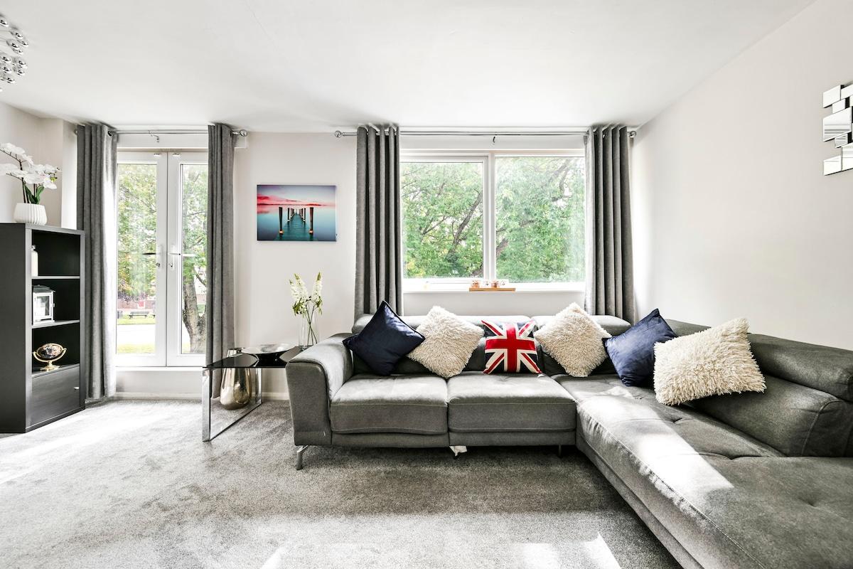 Stylish 3BR Retreat Near Epping High St I Parking2