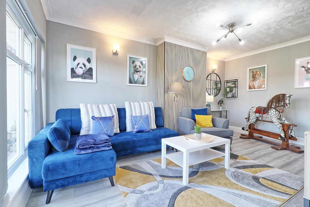 Modern 3BR Home Near Rayleigh High Street3