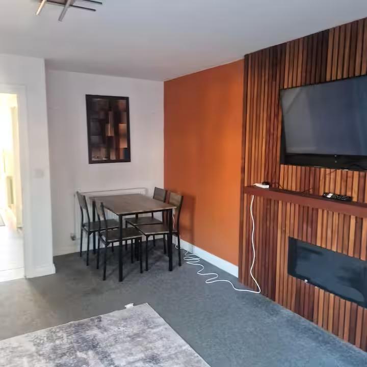 3BR Home By Comfy Nest Short Term Rental Rushden2