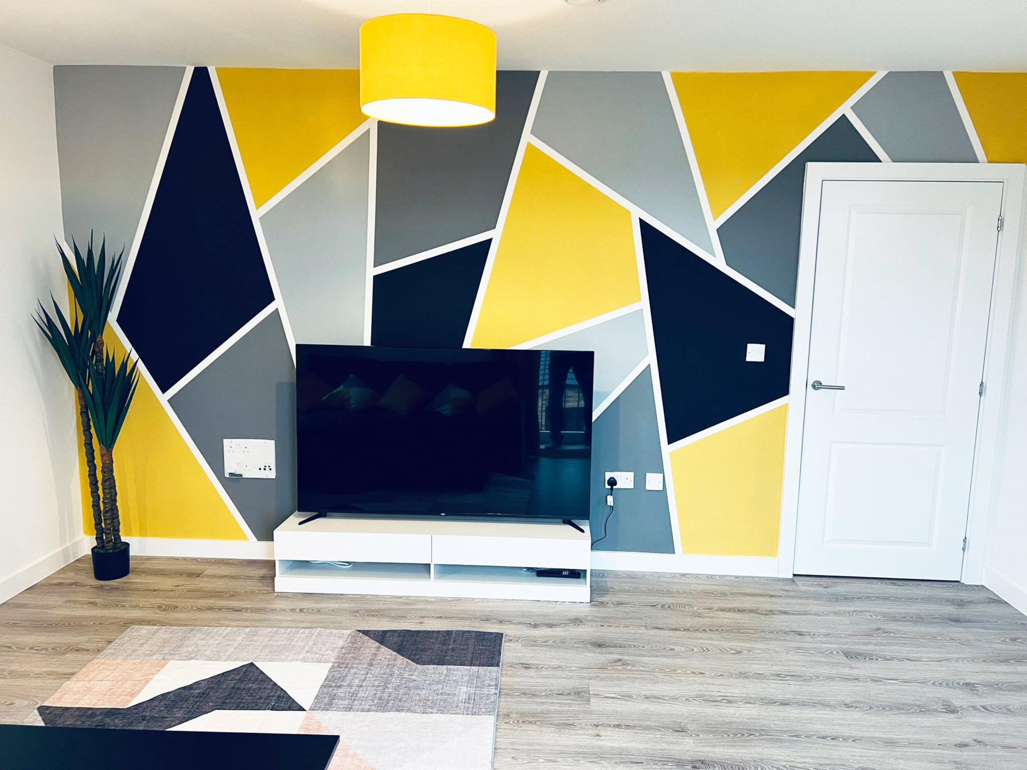 2BR Apt Near Birmingham City Centre | Sleeps 66