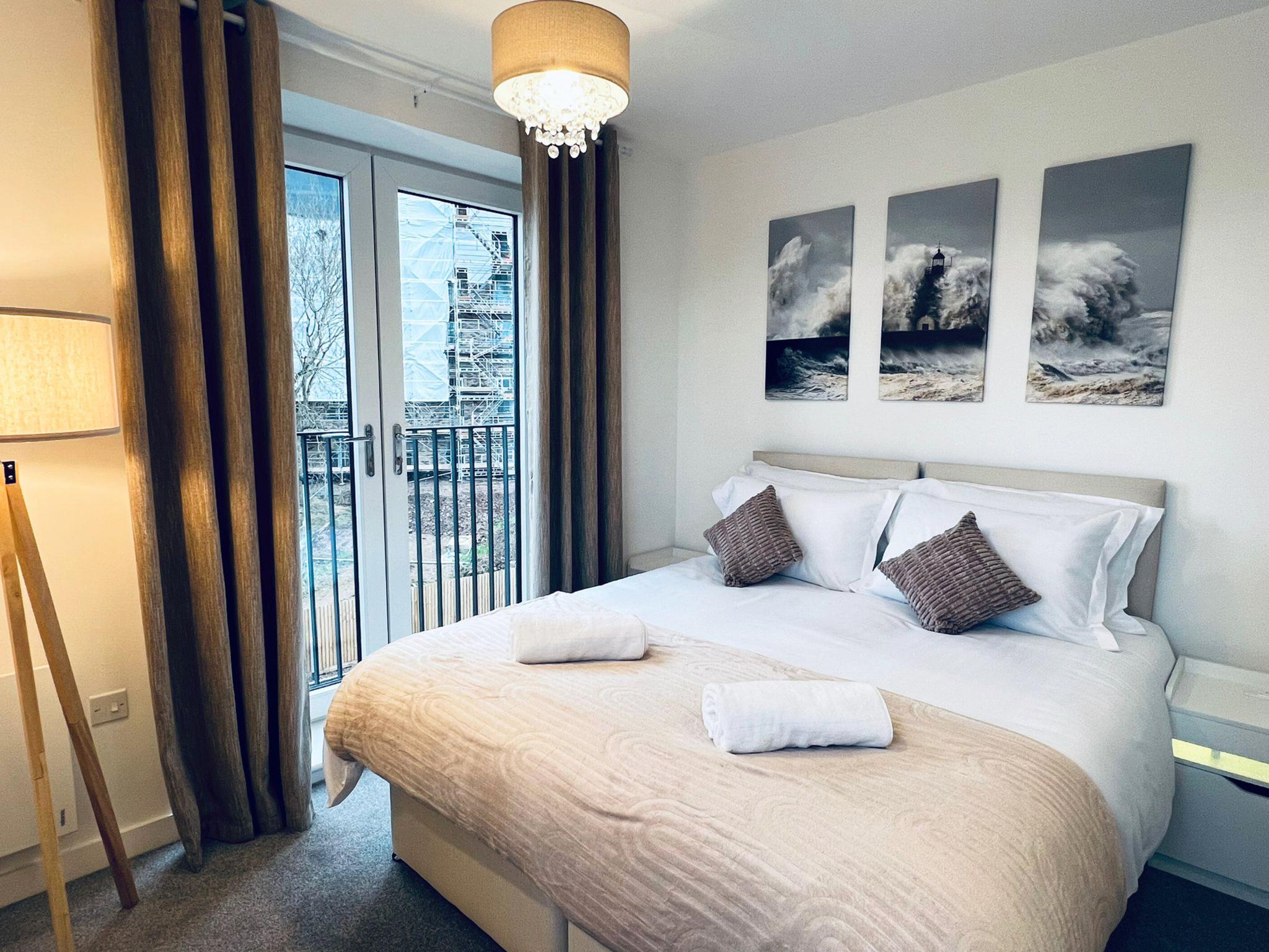 2BR Apt Near Birmingham City Centre | Sleeps 6