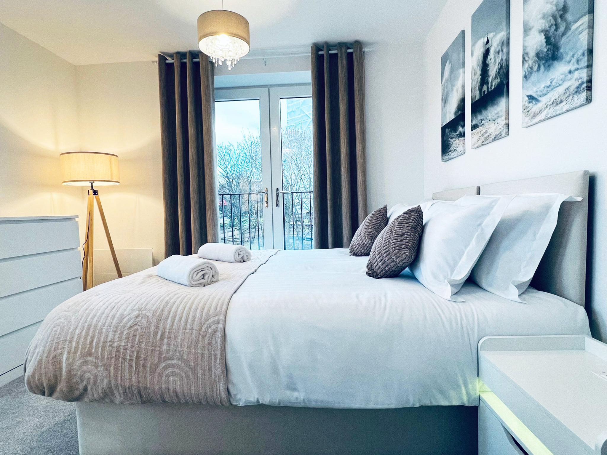 2BR Apt Near Birmingham City Centre | Sleeps 62