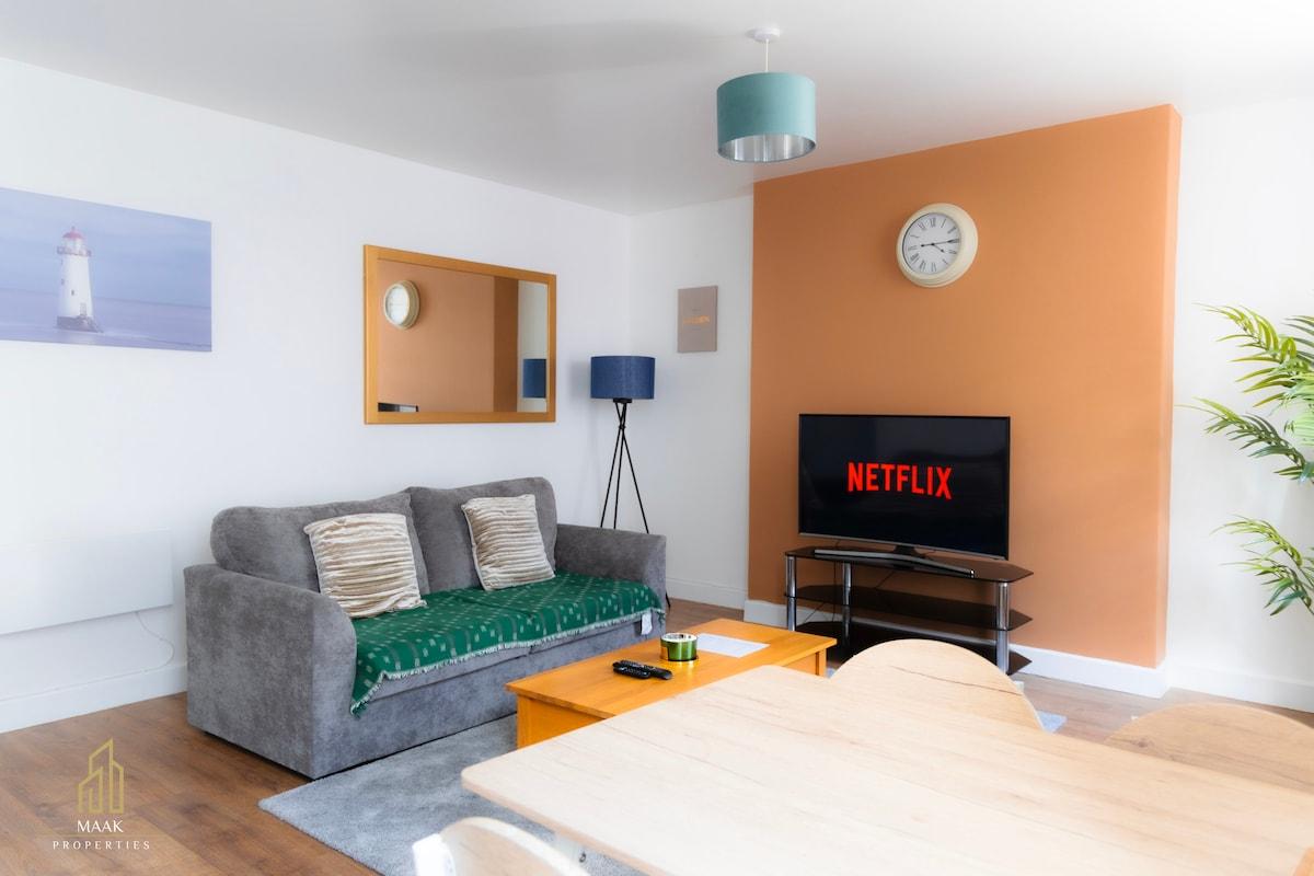 Comfy 2BR APT | Sleeps 5 | Minehead Central1