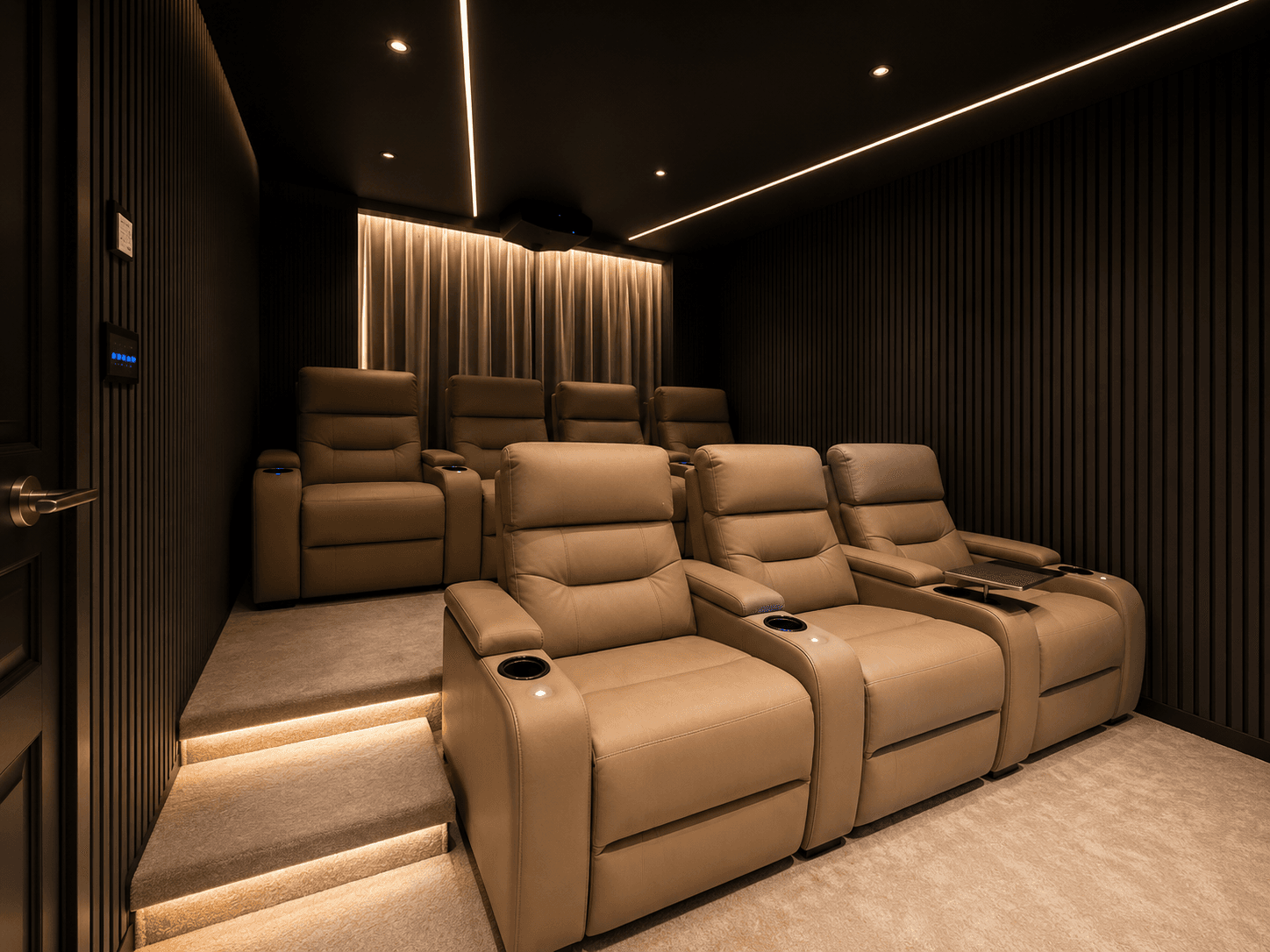 Modern Luxury House Pool Cinema Sauna Games Bar5