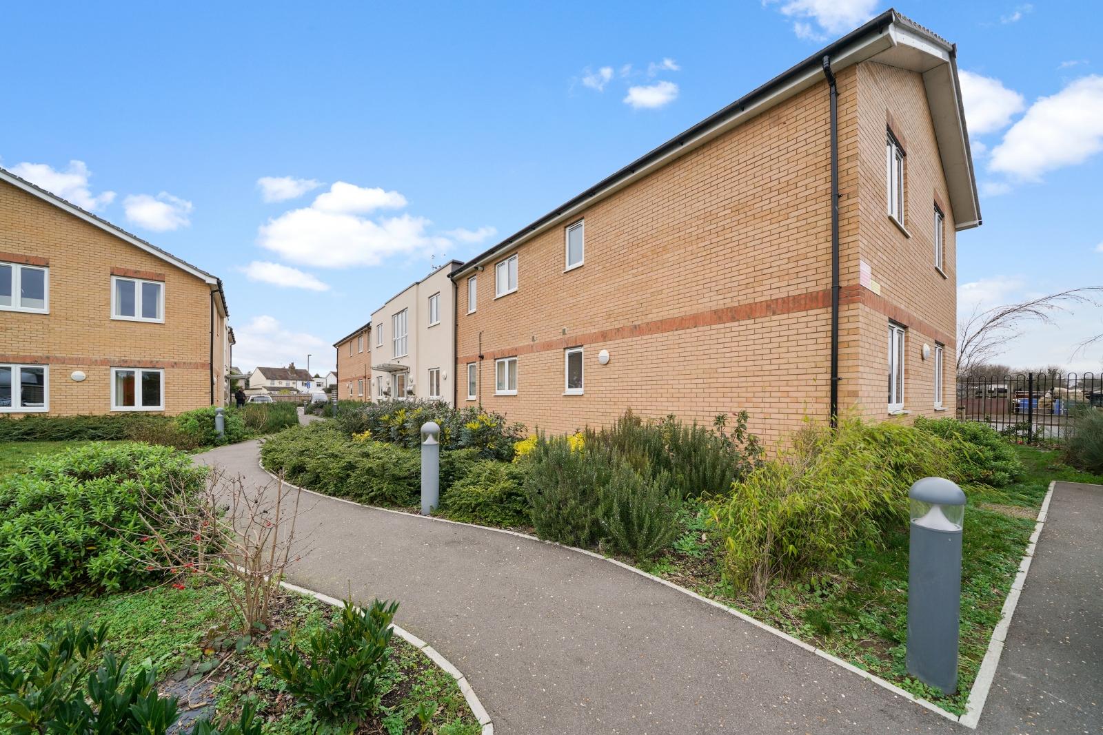 Heathrow Living Apartments by 360 Stays - Apt 015