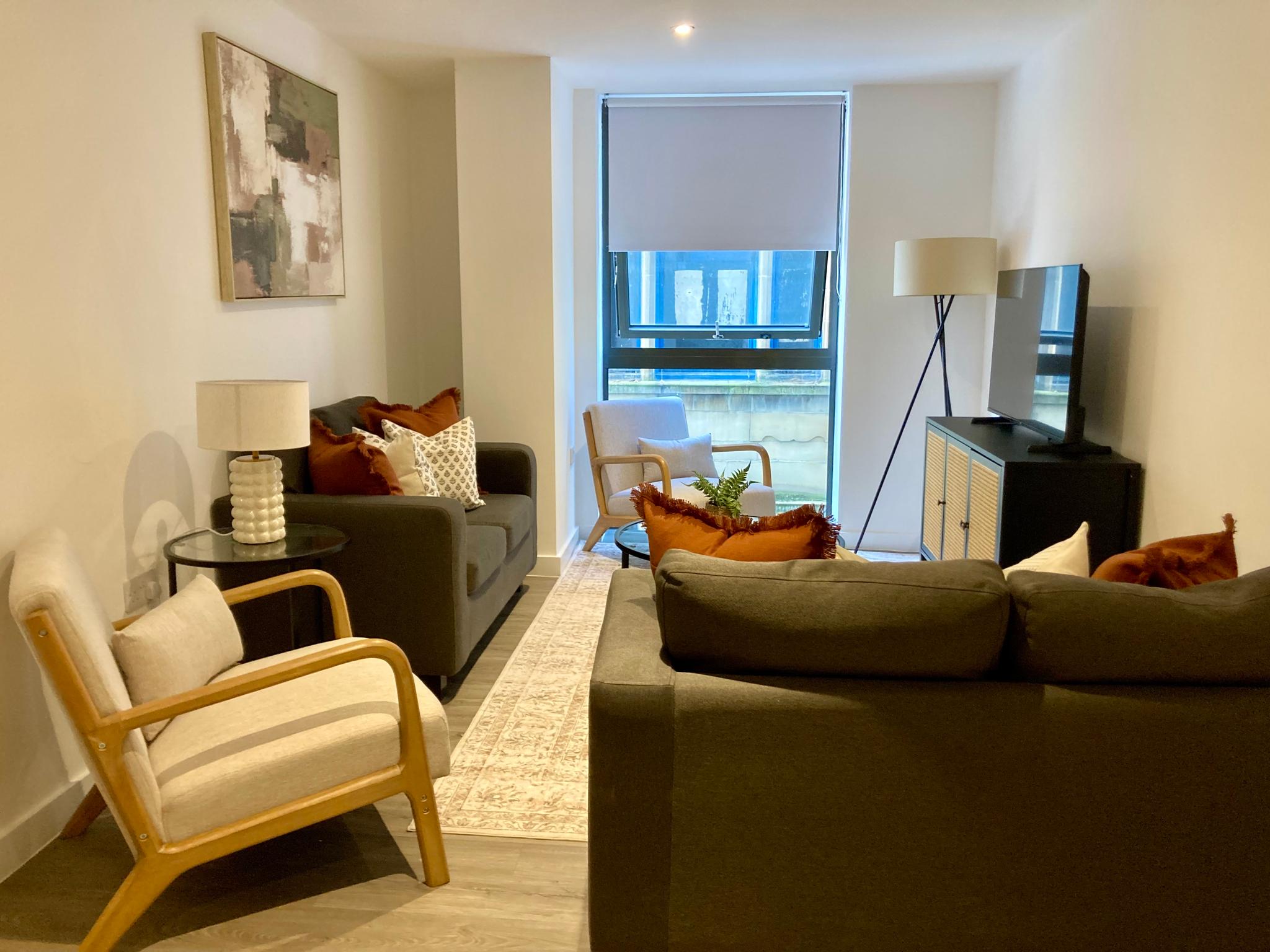 Fargate Central 204 | 3-Bed | Sheffield Centre