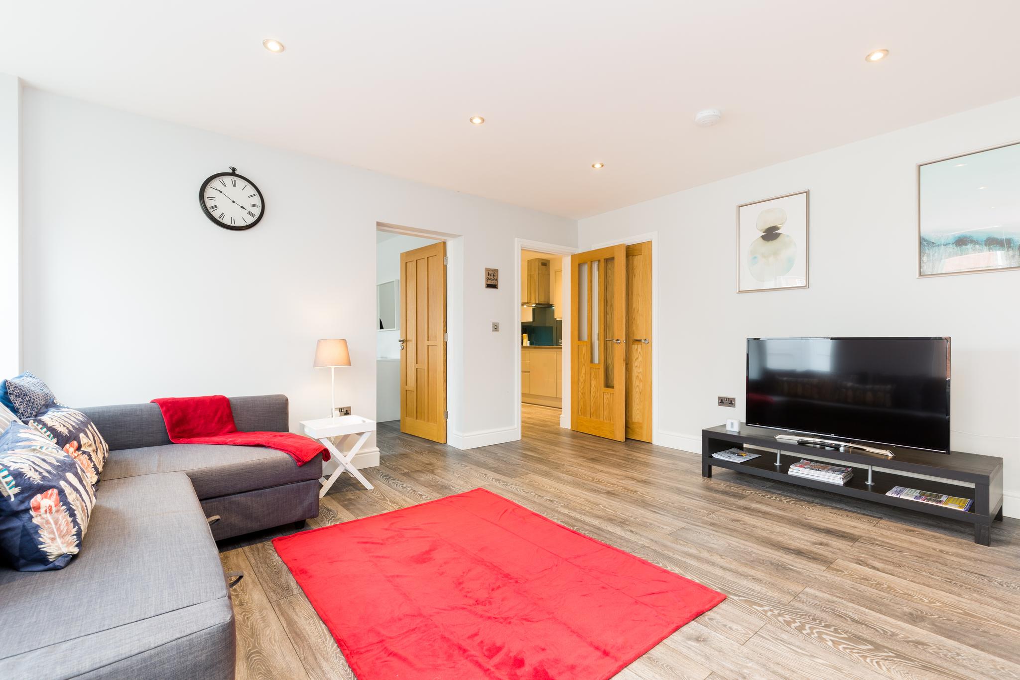 Hill Cottage Apartments