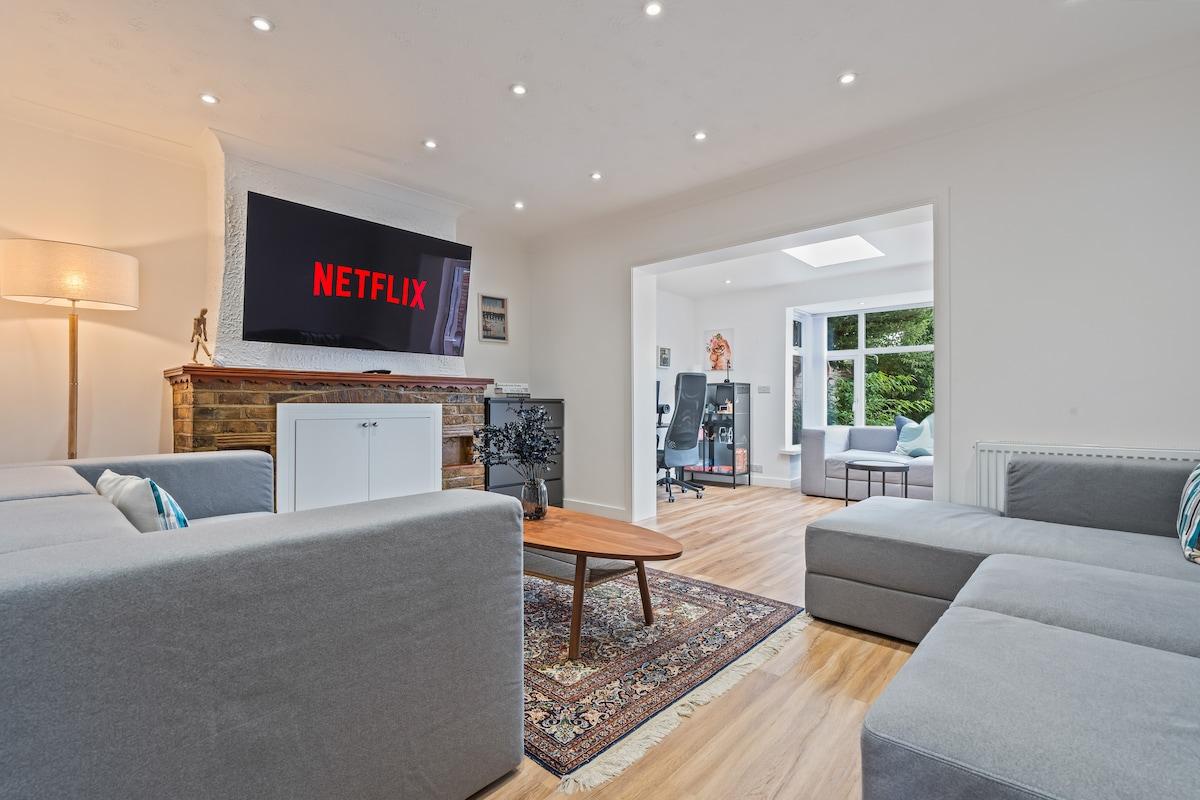 Cosy 2 Bed | Free Parking, Sleeps 4, Ascot1