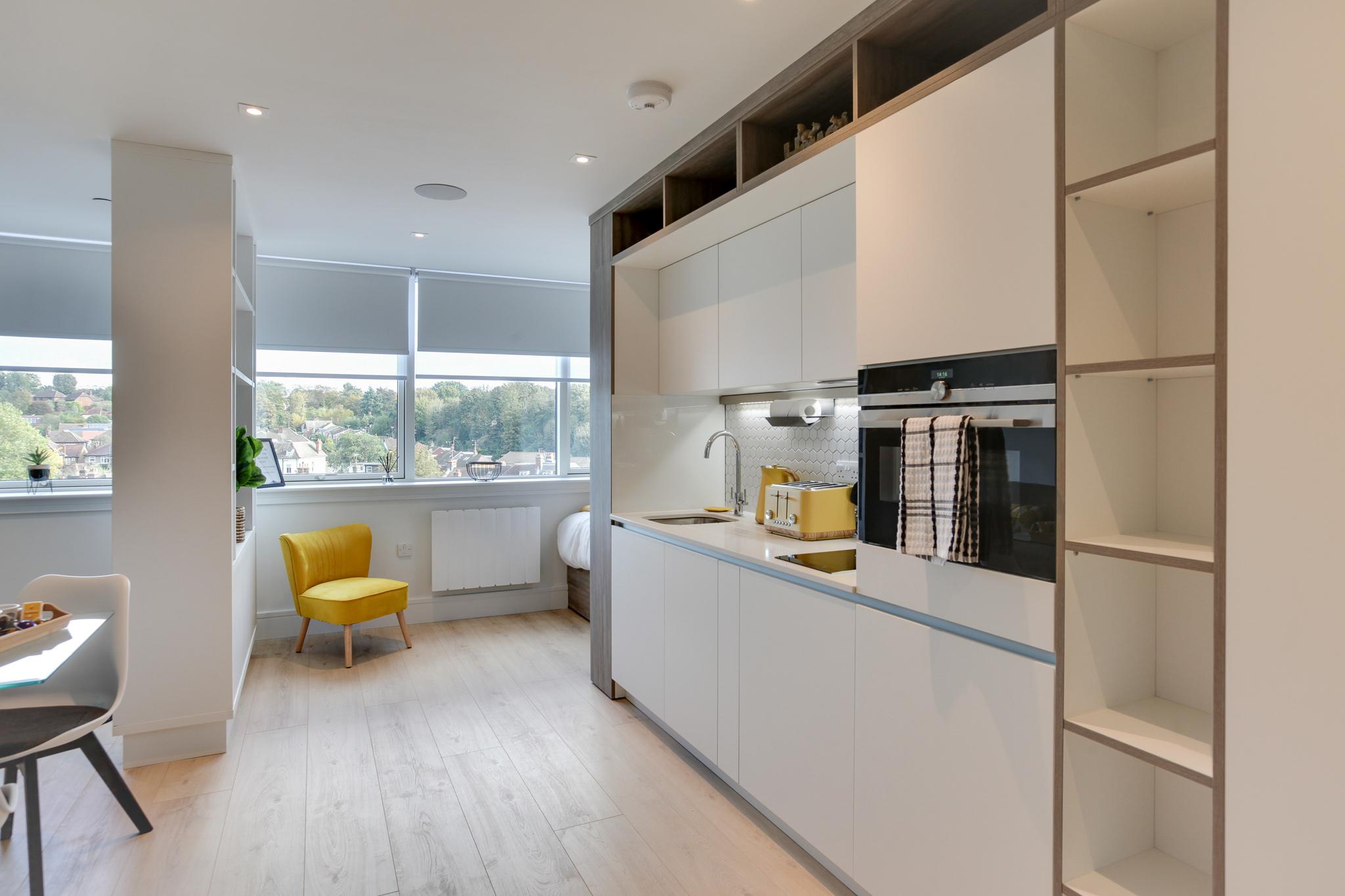 Kings Road Apartments2