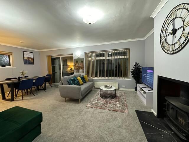 Quebec House - Swindon4