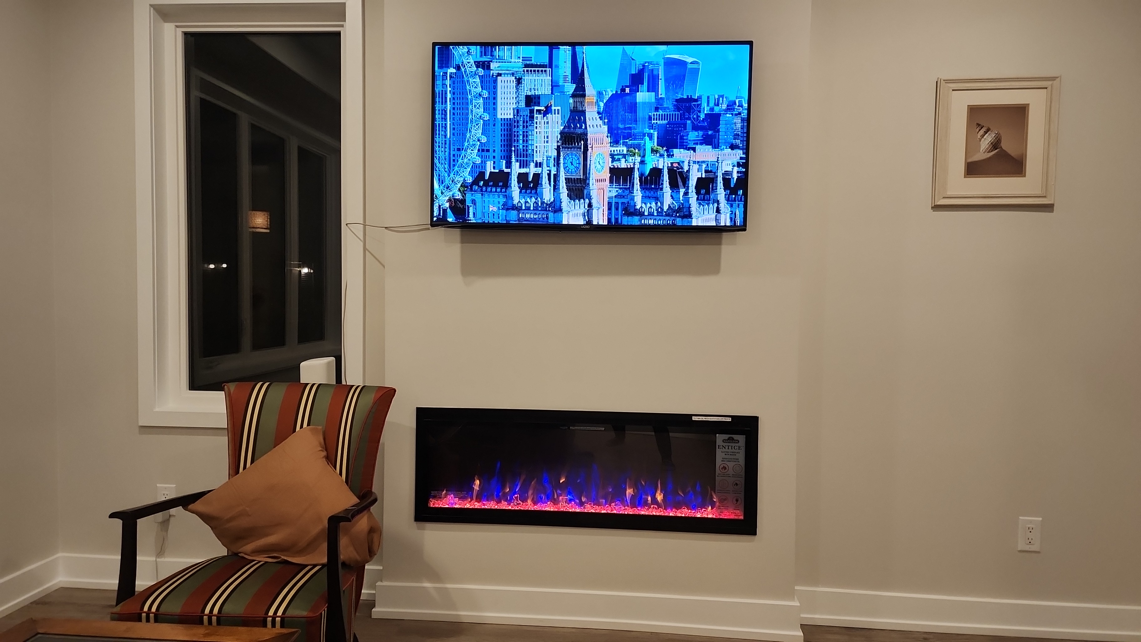 New Modern &Classy 4BD|SelfCheck-In+Parking-Kanata4