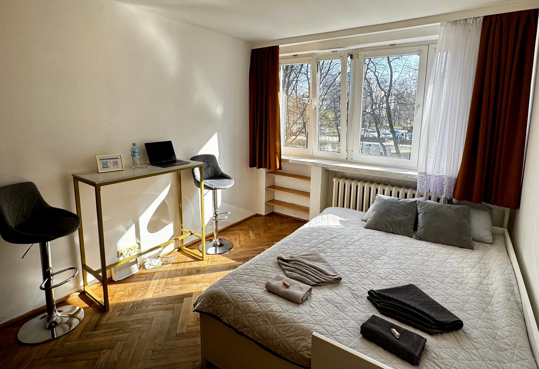 Gray City Center Studio2