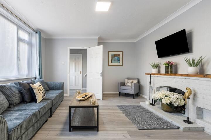 Large 6BR house next Hampton beach Garden+ Parking3