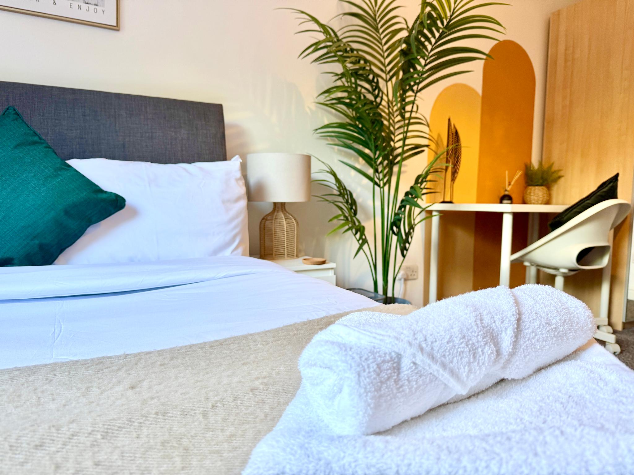 Comfortable 2 Bed Flat Free Private Parking2