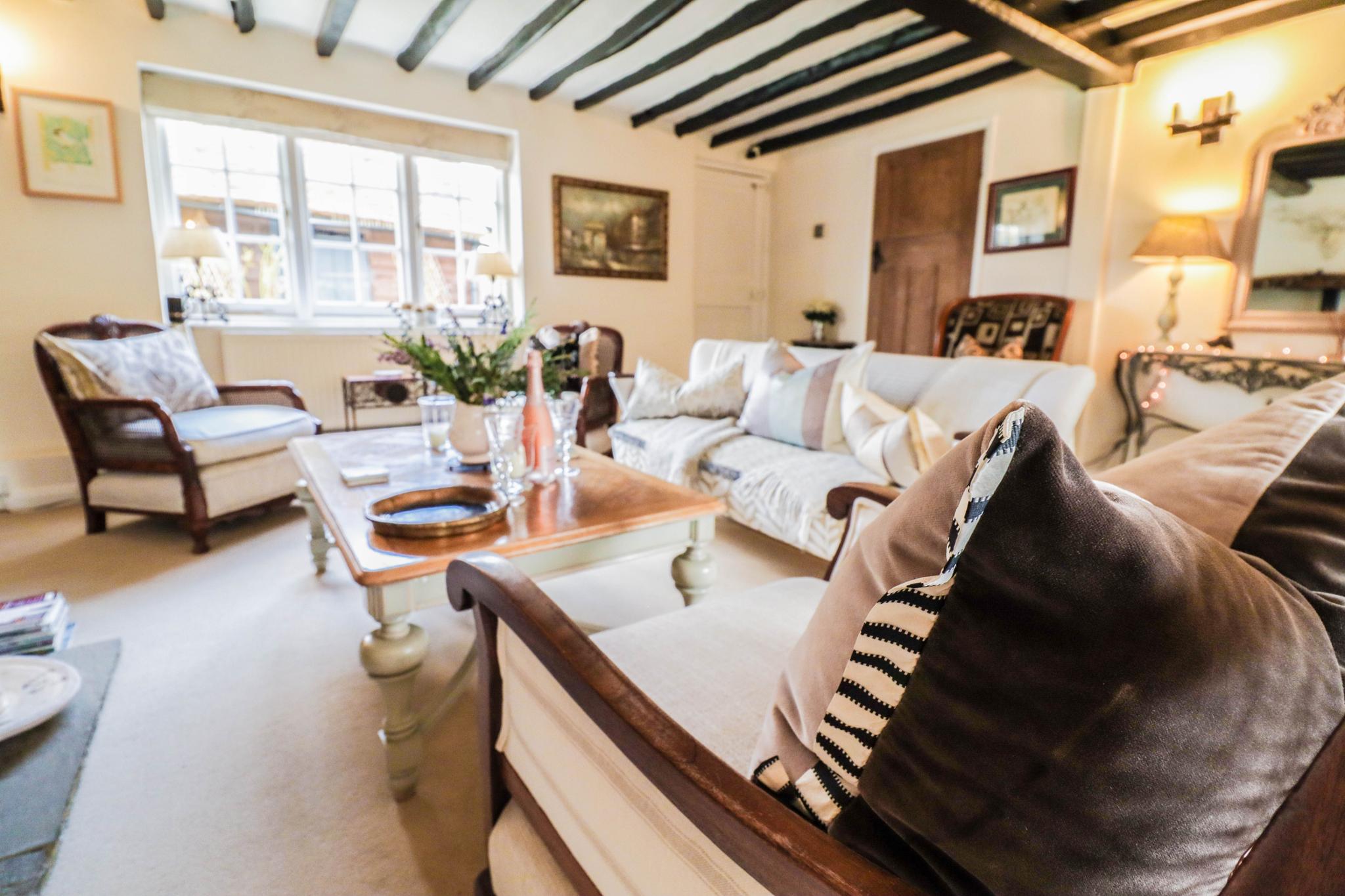 Delightful Period Cottage!5