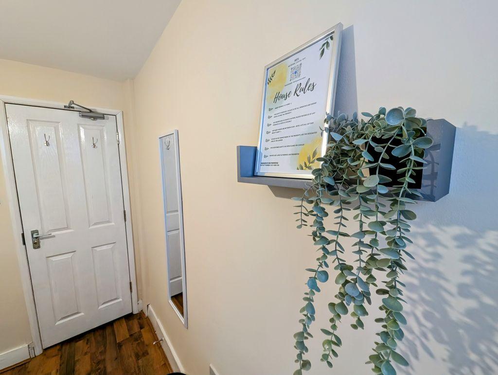 Cosy Single Room near Heathrow Airport5