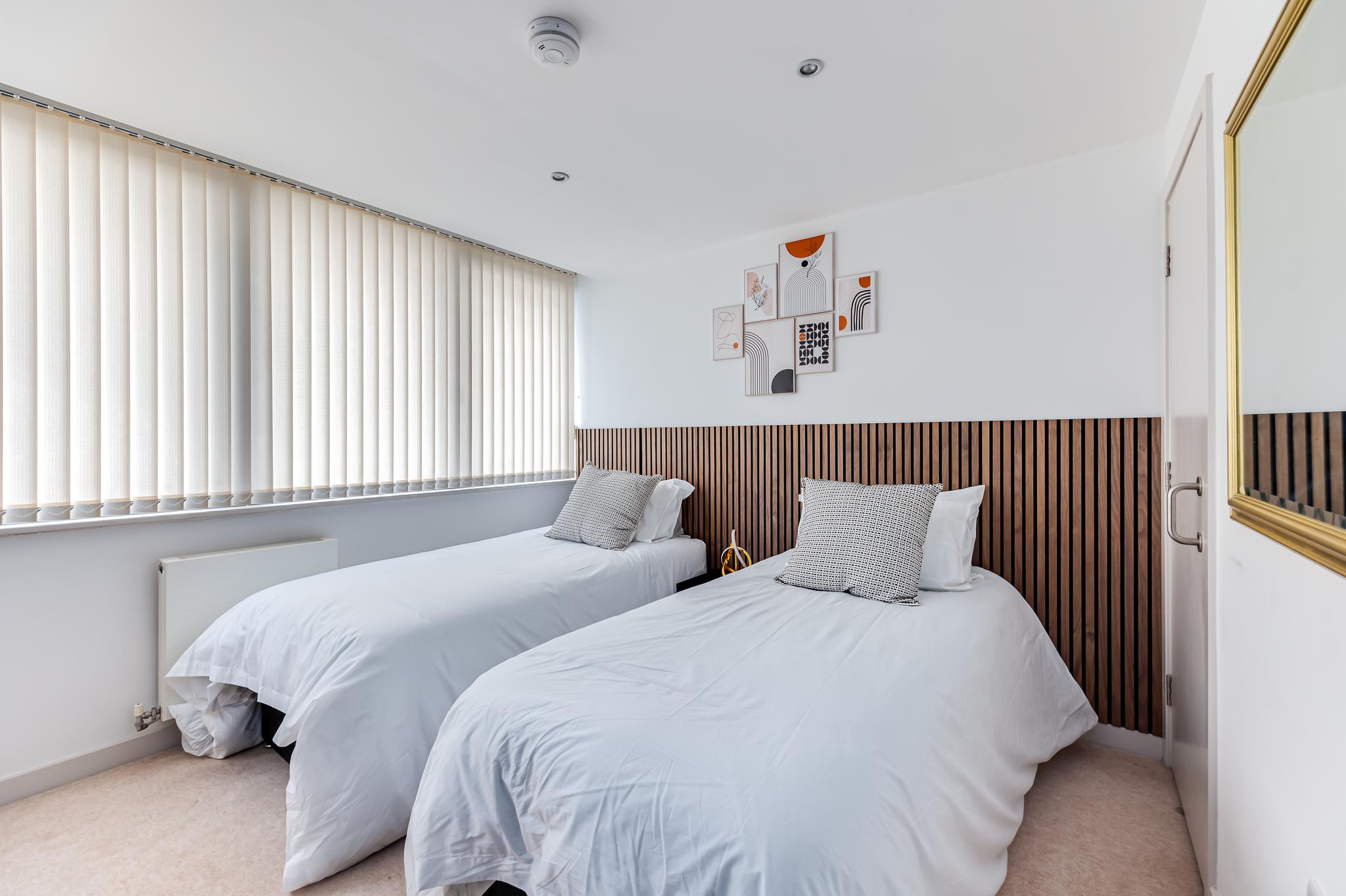 Central Lux Penthouse w/ Balcony, Terrace & Prking6