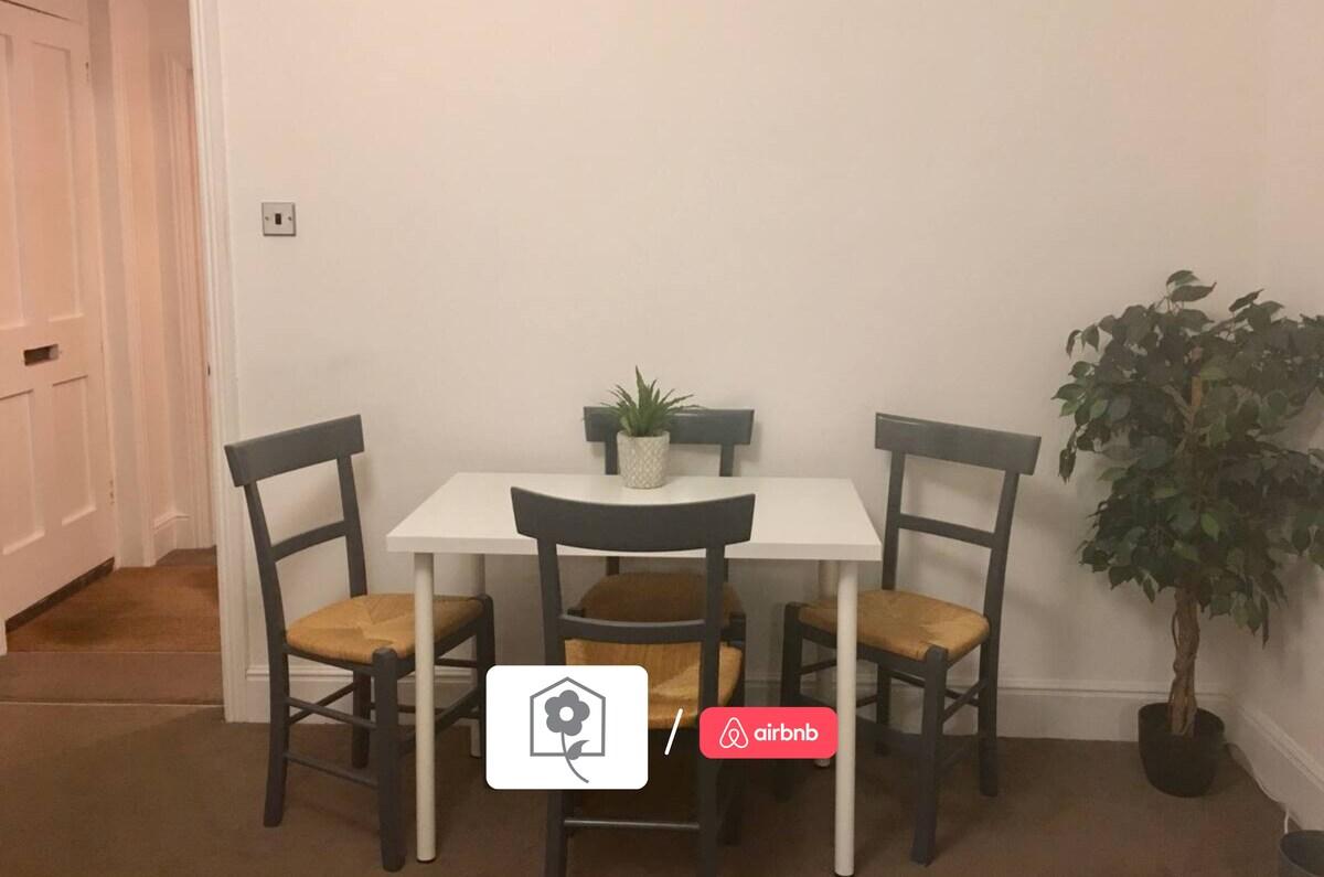 Sunny 3 bedroom Character House3