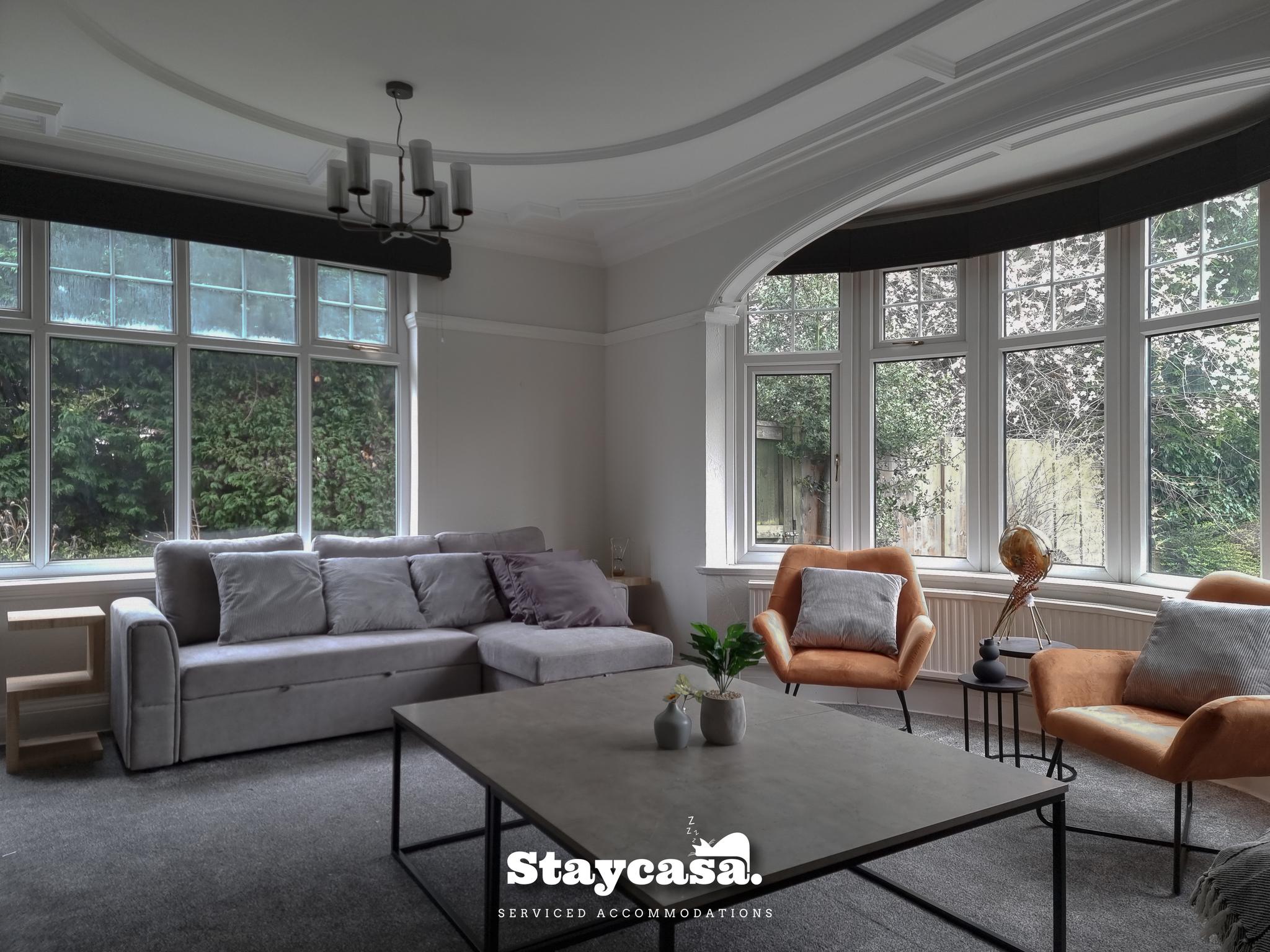 Spacious 5BR Leicester Home w/ Garden & Parking!