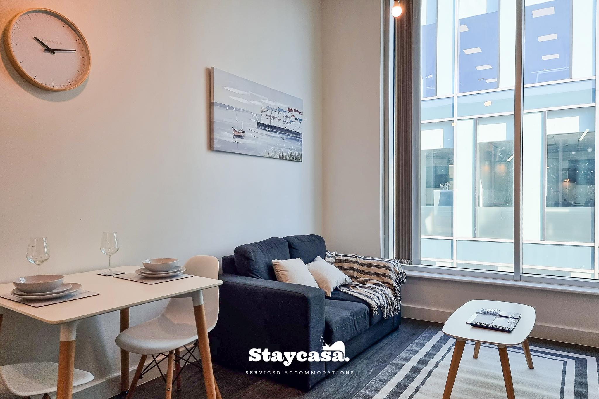 Bright & Central Apt - with Great Transport Links6