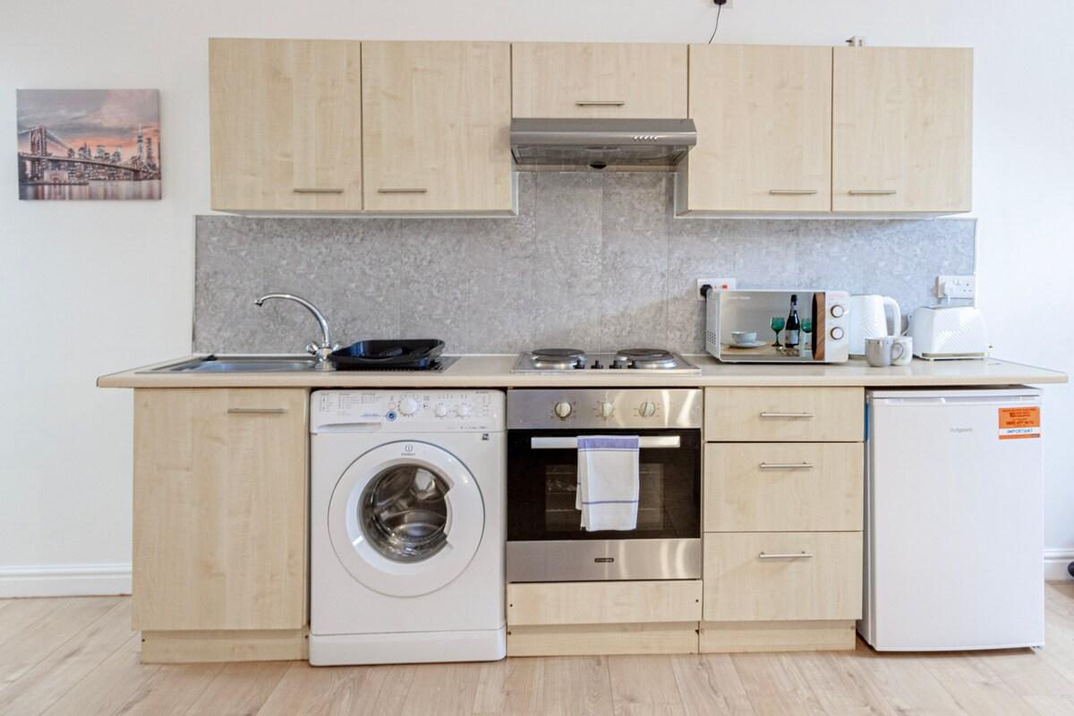 Cosy & Fully Equipped Cottage in Swinton3