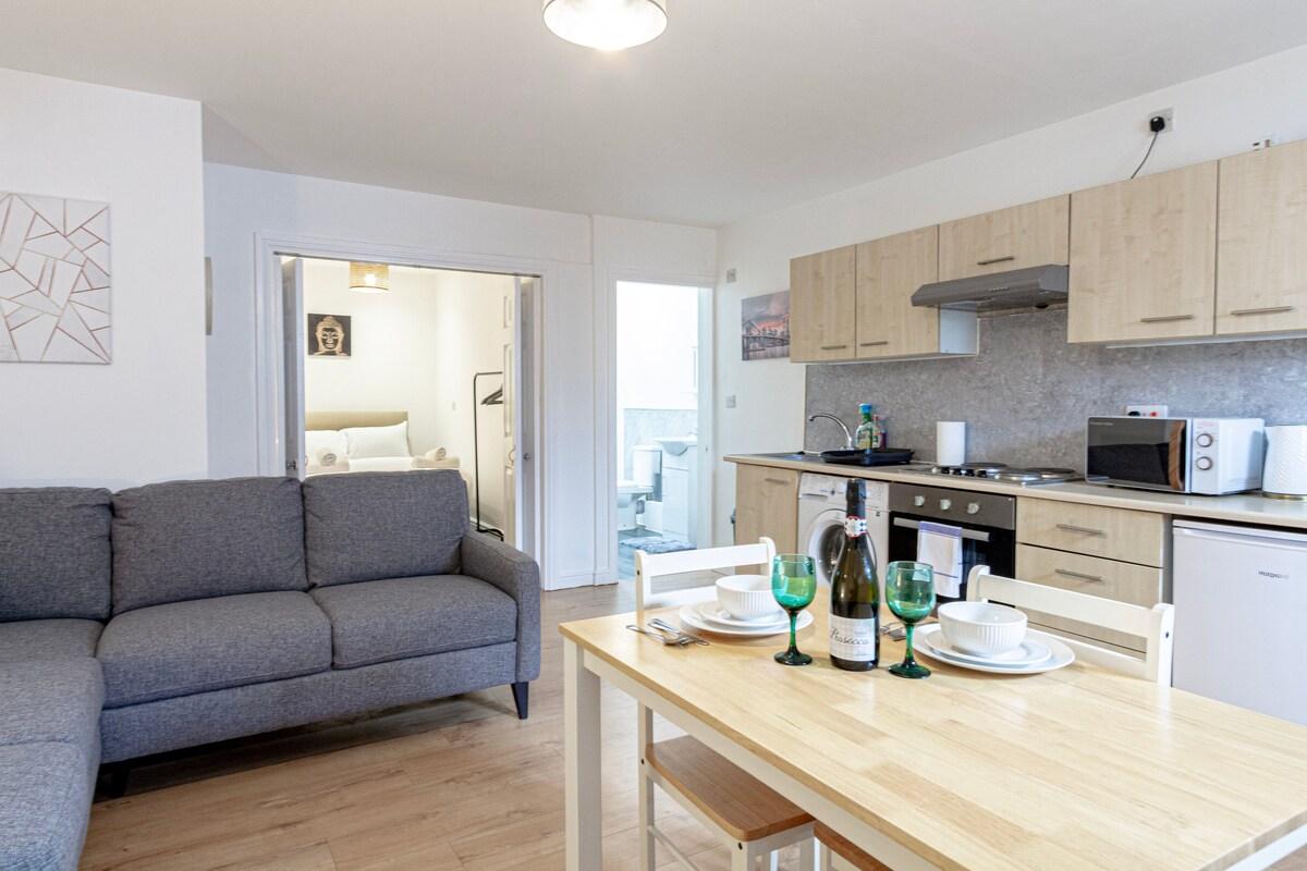 Cosy & Fully Equipped Cottage in Swinton6