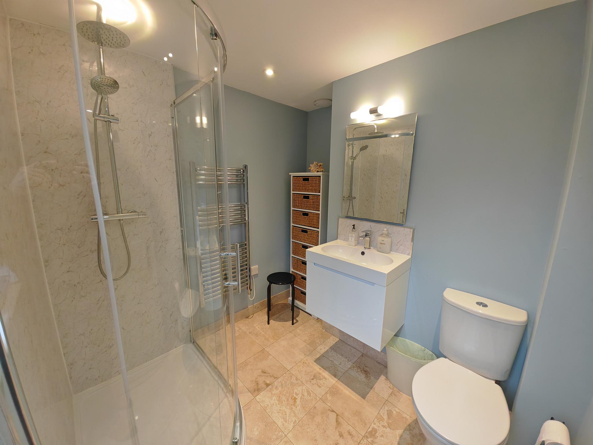 AwayOnBusiness | Riverside: The Lodge Winchester5