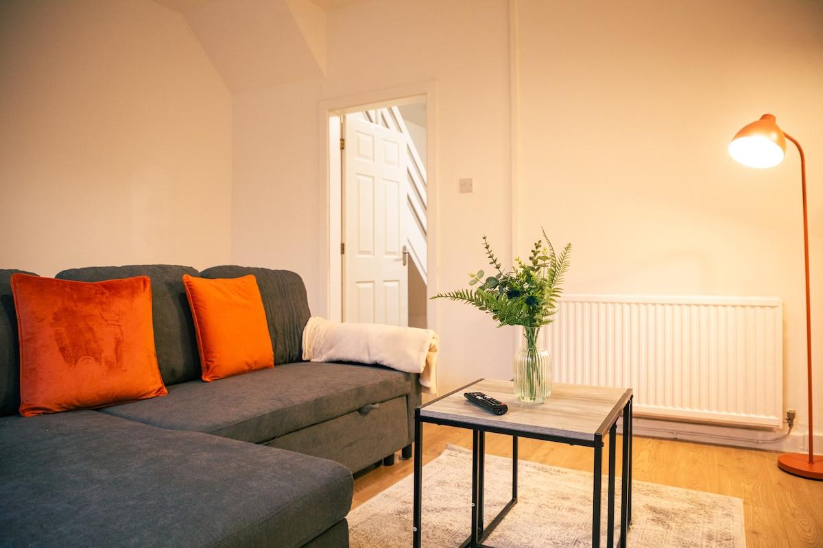 Ashton Parkside 2BR Escape near Transport Links4